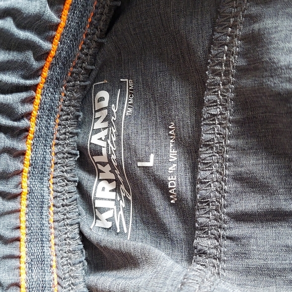 Kirkland Nylon Shorts - Picture 3 of 4